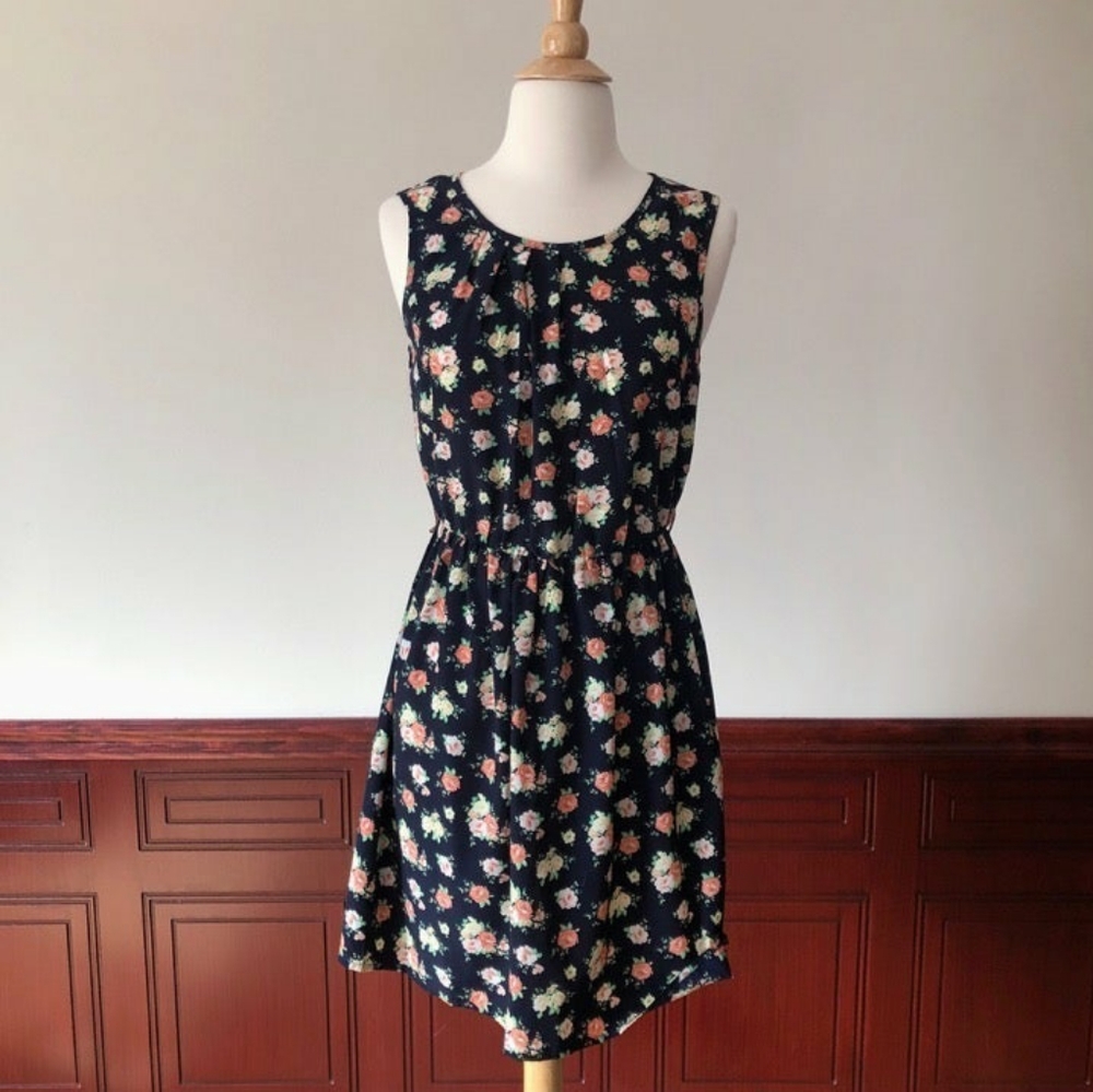 By & By Floral Dress Medium